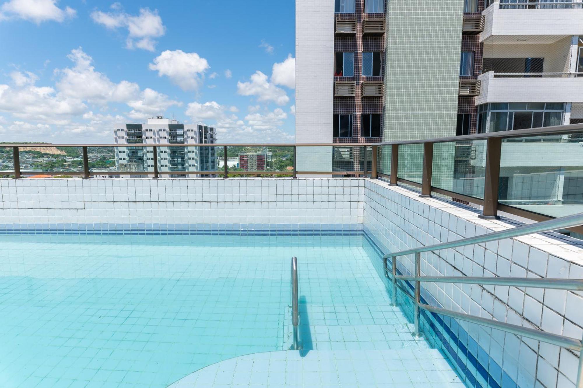 Com Piscina * Recife
